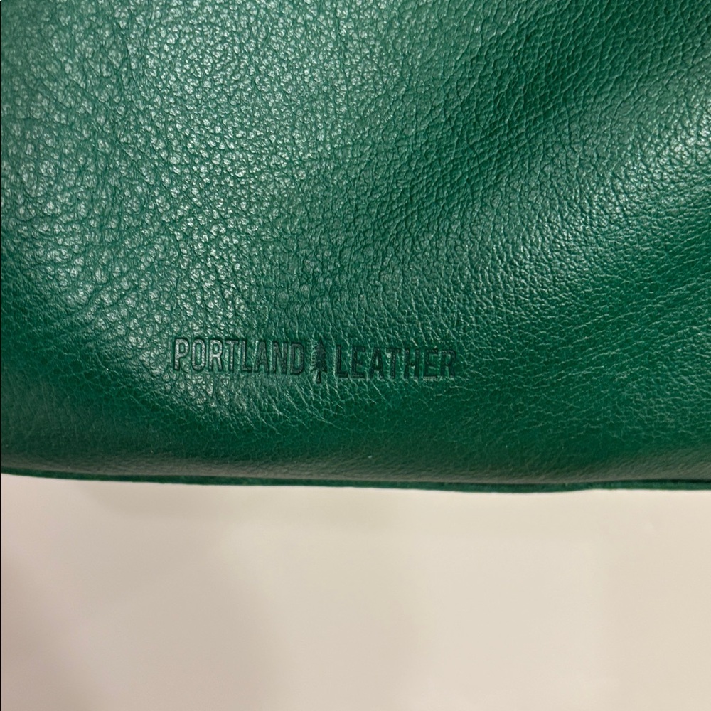 Aspen Large in Bacalar by Portland Leather, New in Box - Picture 4 of 13